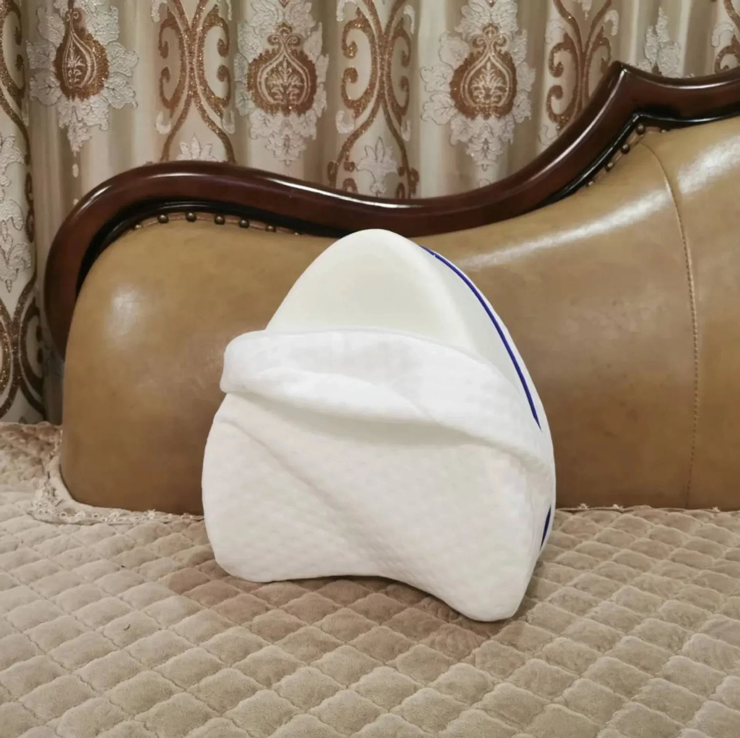"Ultimate Comfort: Super Ergonomic Orthopedic Cervical Contour Pillow for All Sleep Positions - Relieve Neck and Shoulder Pain!"