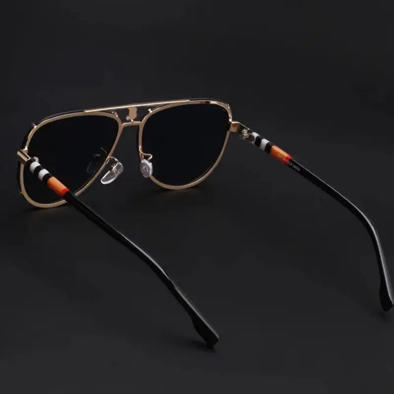 Luxury Retro Classic Design Sunglasses Famous Trendy Vintage Men and Woman Sunglasses Uv400 Protection Lenses Shades