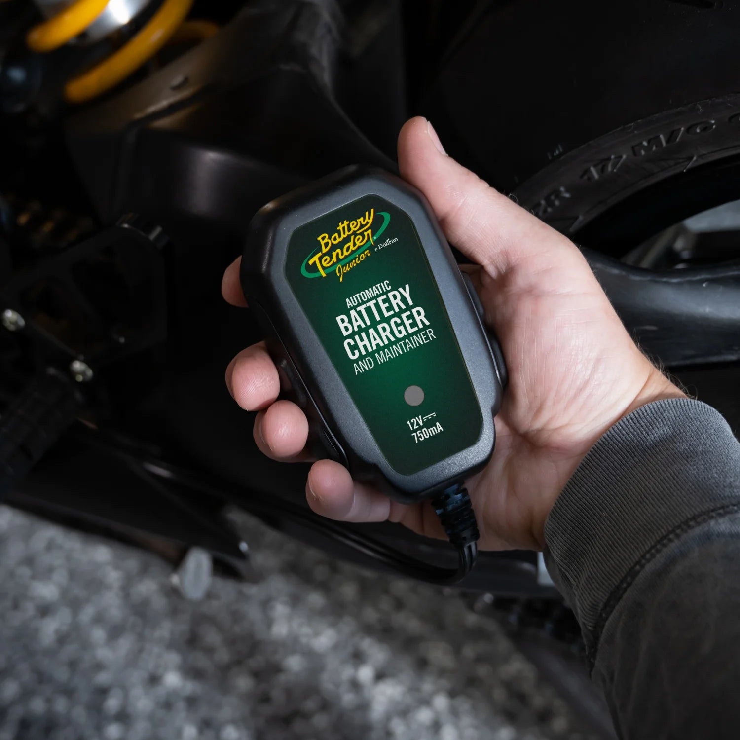 Power Up Your Ride with the Junior 12V, 750mA Smart Battery Charger