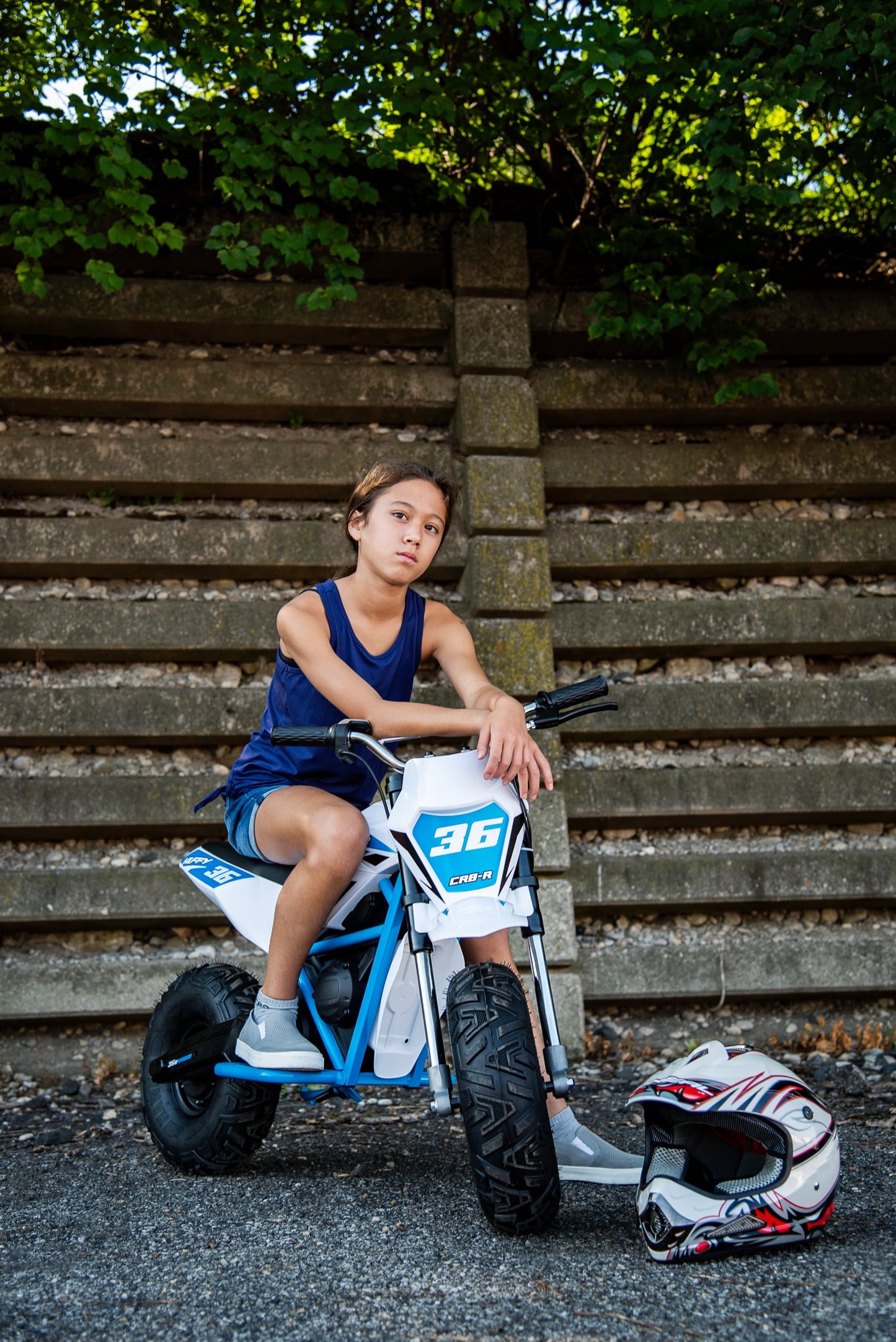 CR8-R 36-Volt Electric Mini Bike, White